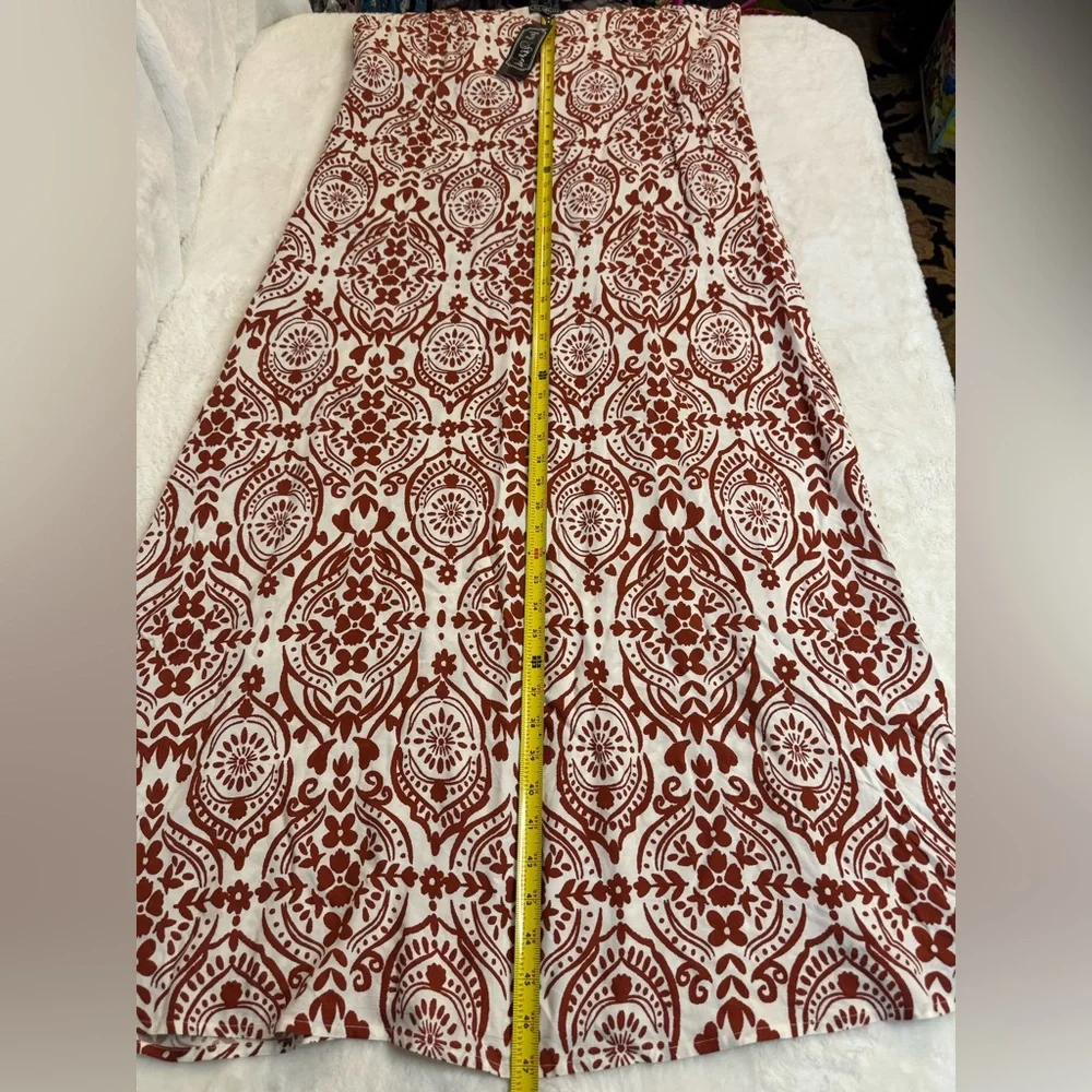 Ivy Street Bold Rust Color Medallion Print Oversized Maxi Boho Chic Dress - Picture 13 of 13